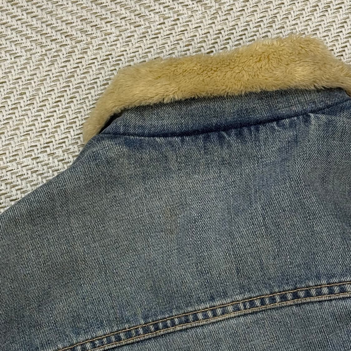 리바이스 쉐르파 데님 자켓 r2374 상품이미지5