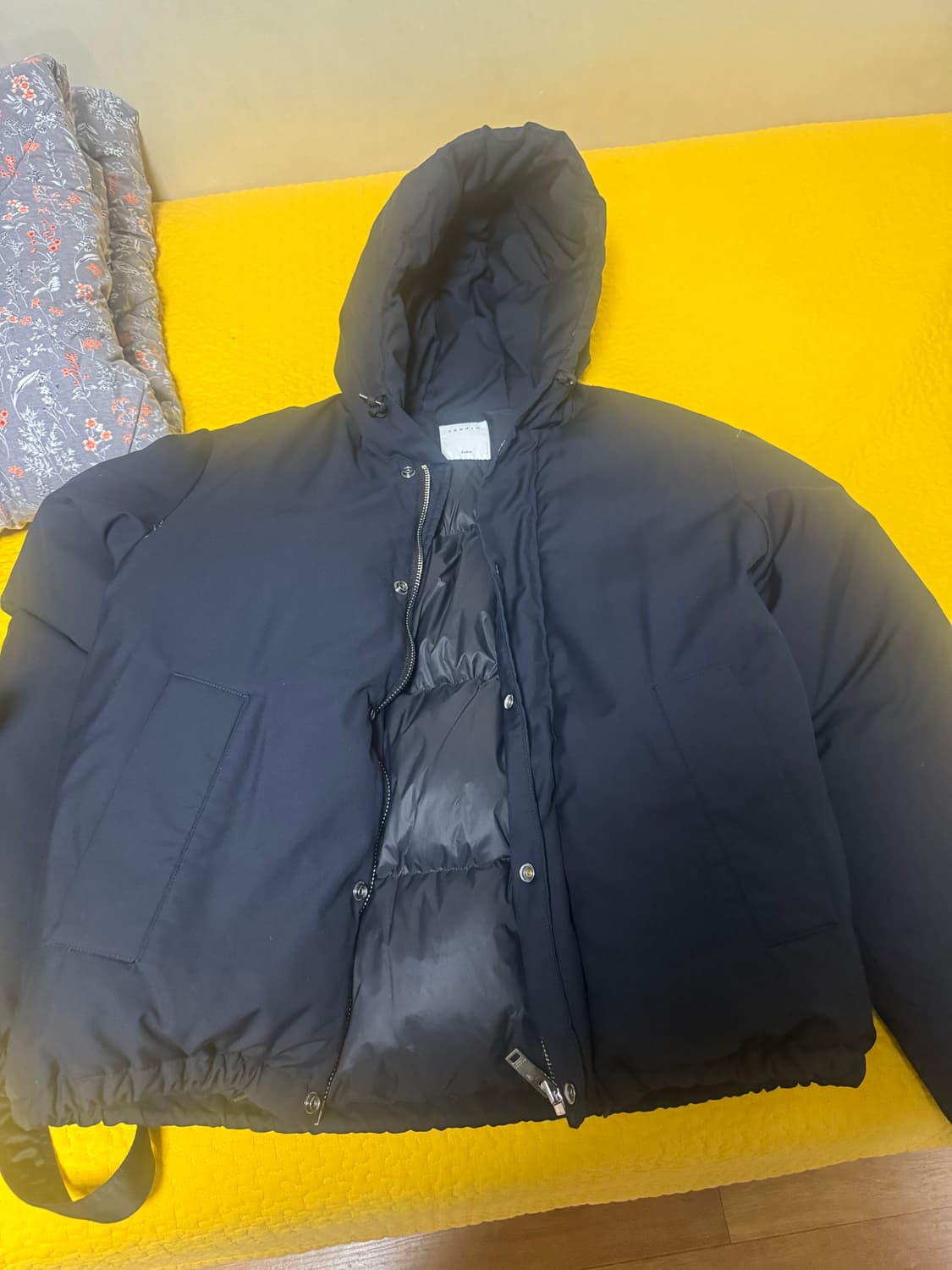 산드로옴므 덕다운패딩 M(39)사이즈 15만 상품이미지2