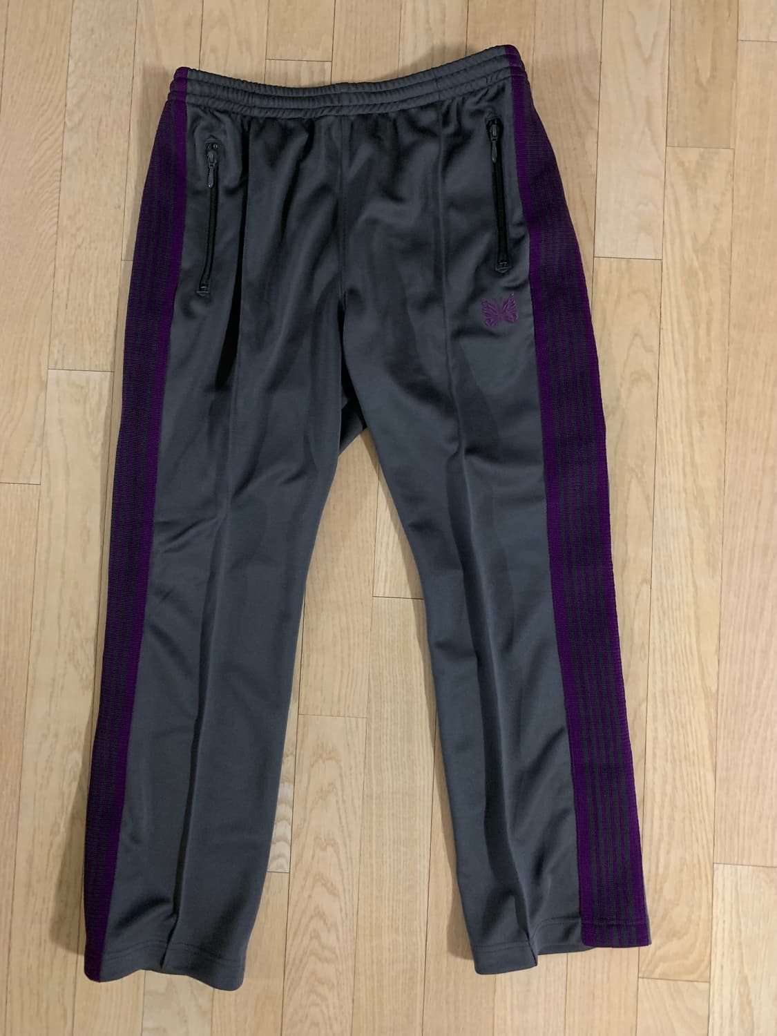 니들스 Needle 트랙팬츠 내로우 그레이/퍼플 M 상품이미지1
