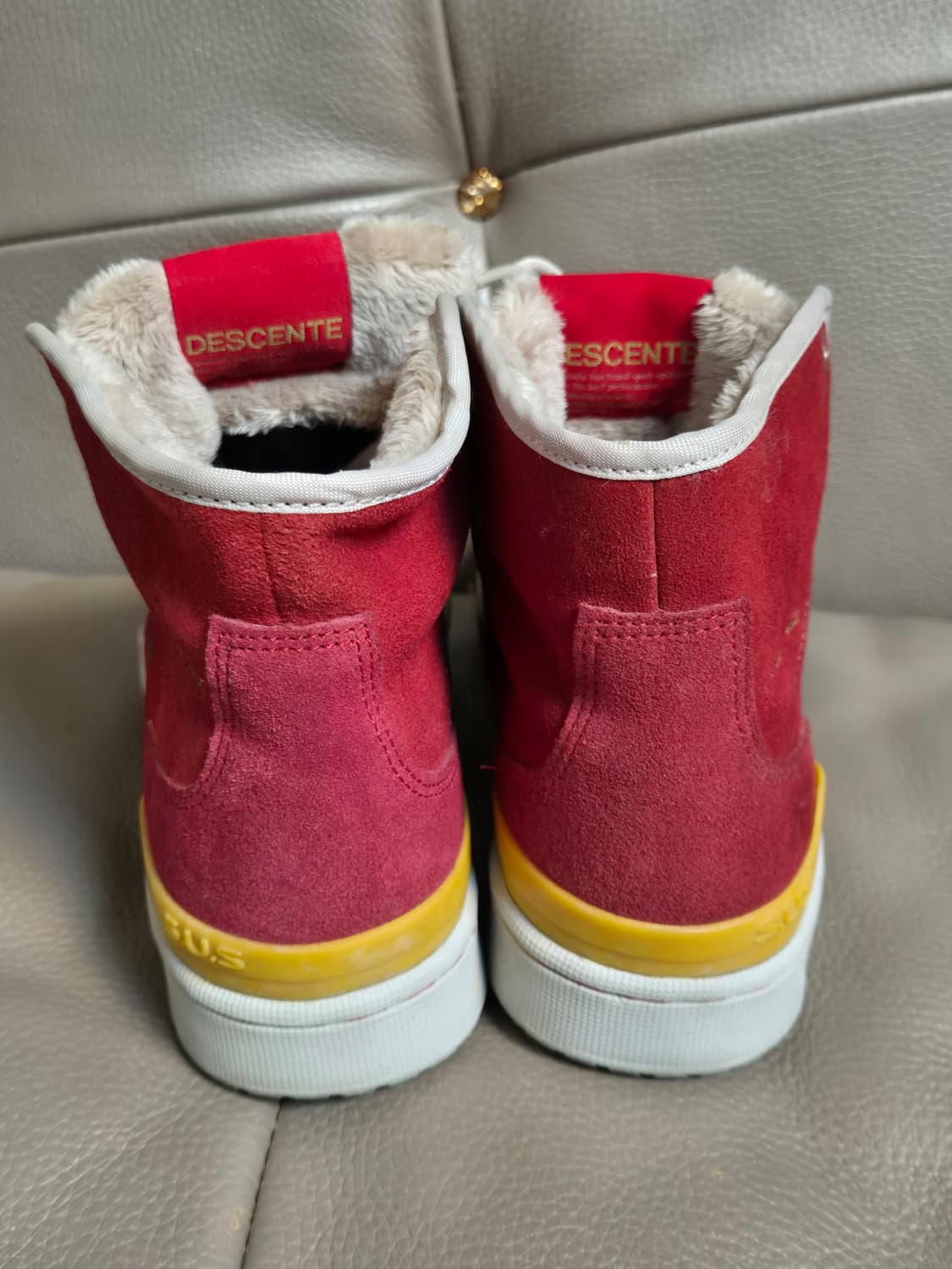데상트 스웨이드 양털 하이 스니커즈 여자 230 상품이미지5