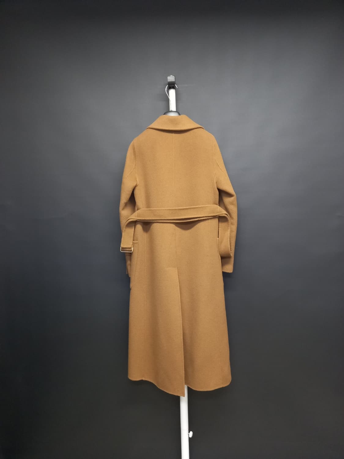 보브 춘추동 핸드메이드 로브형 맥시 롱 코트 55.44 상품이미지2