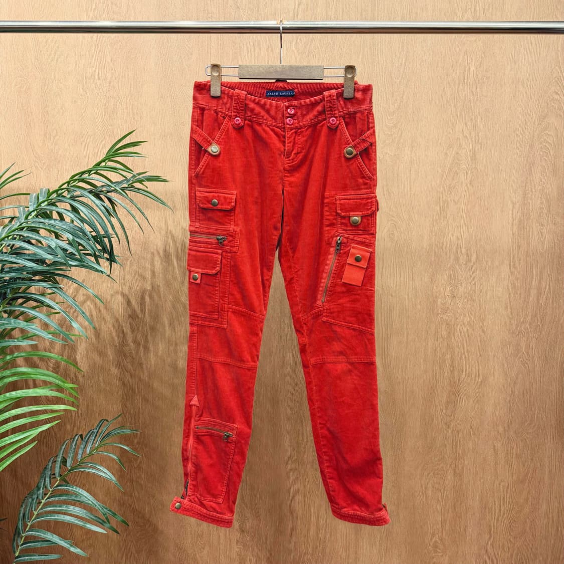 폴로 랄프로렌 코듀로이 카고 지퍼 포켓 버튼 디테일 레드 상품이미지1