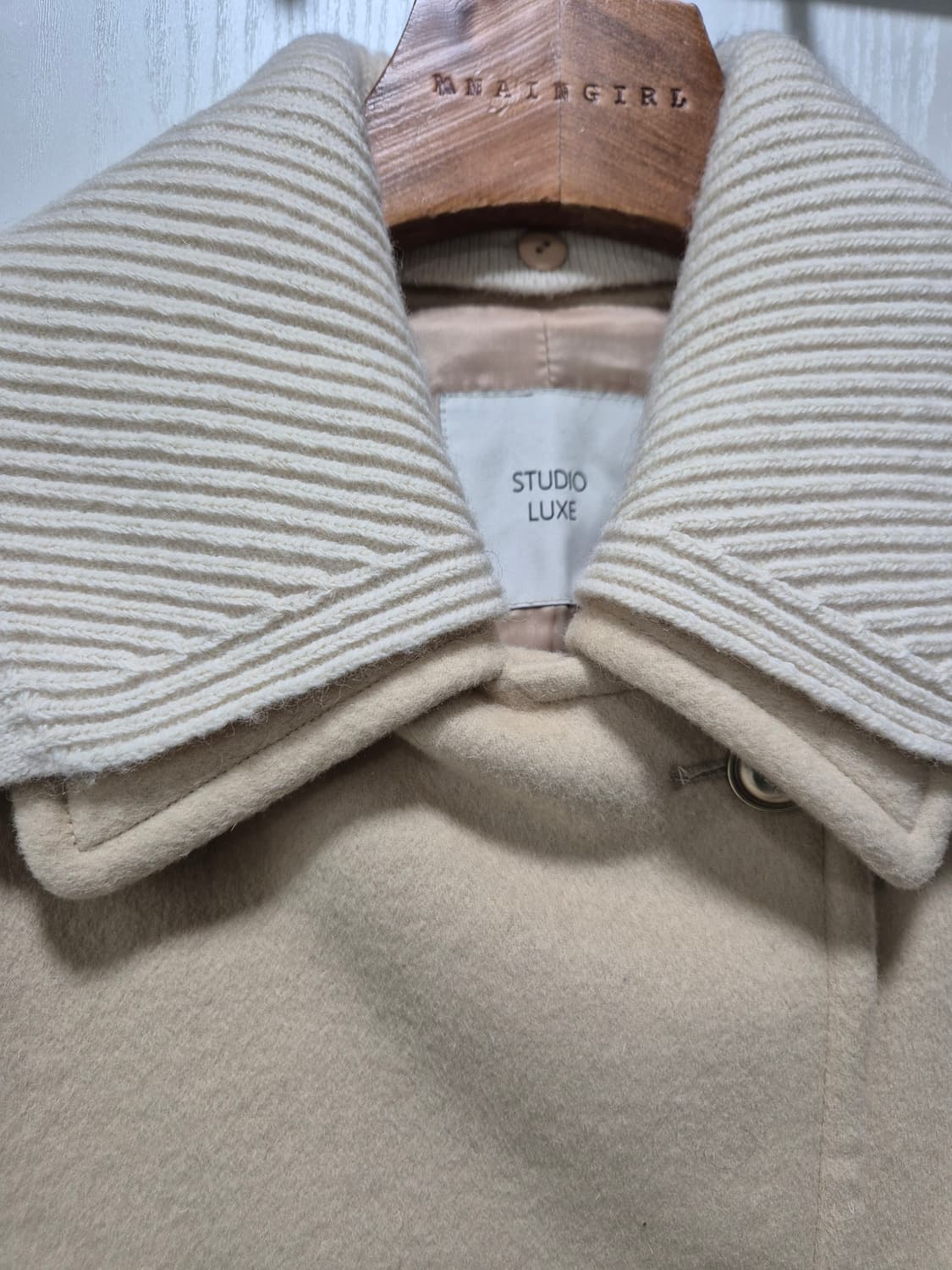 스튜디오럭스. 핸드메이드 반코트 상품이미지2