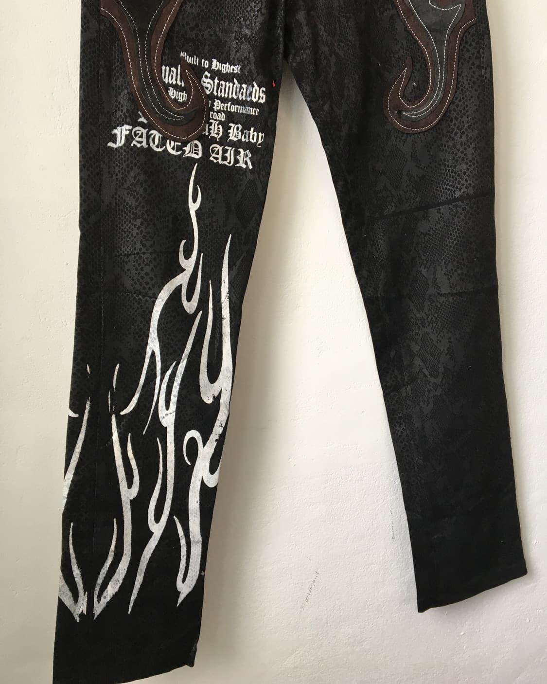 Python pattern tribal trimming pants 상품이미지4