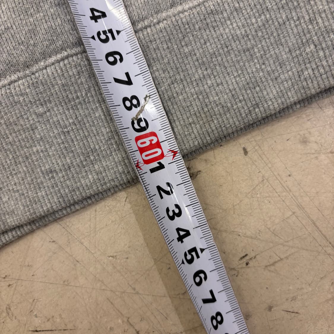 이벳필드 빅로고 맨투맨 상품이미지4