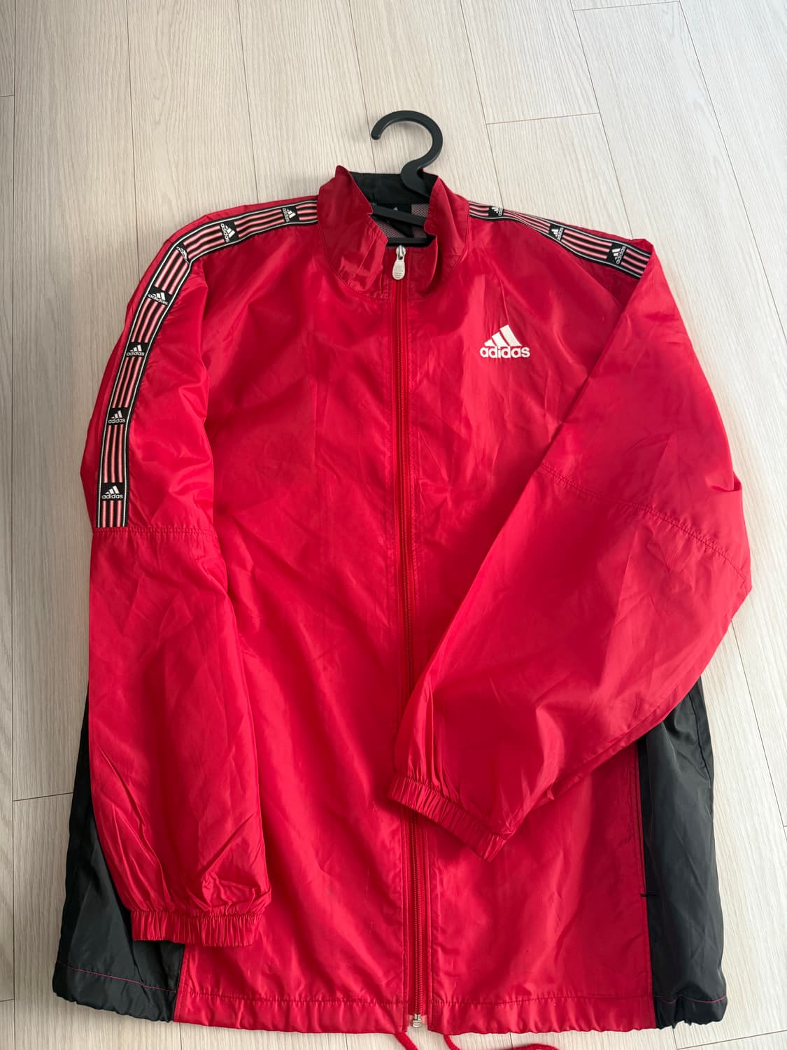 아디다스 빈티지 바람막이 상품이미지1