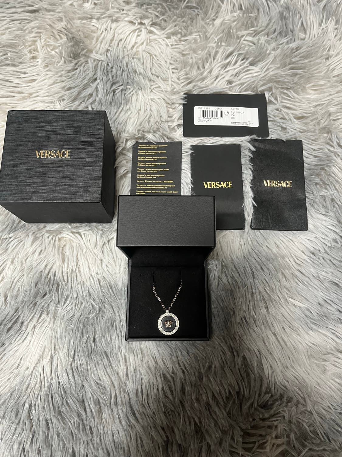 베르사체 메두사 목걸이 상품이미지1