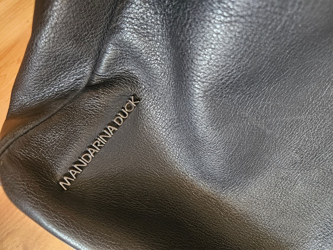 만다리나덕 블랙 백팩 가방( 가죽+페브릭) 상품이미지2