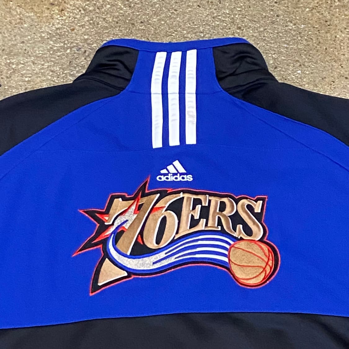 90s 미국 빈티지 아디다스 선수용 필라델피아 76ers 농구 슈팅 져지 상품이미지3