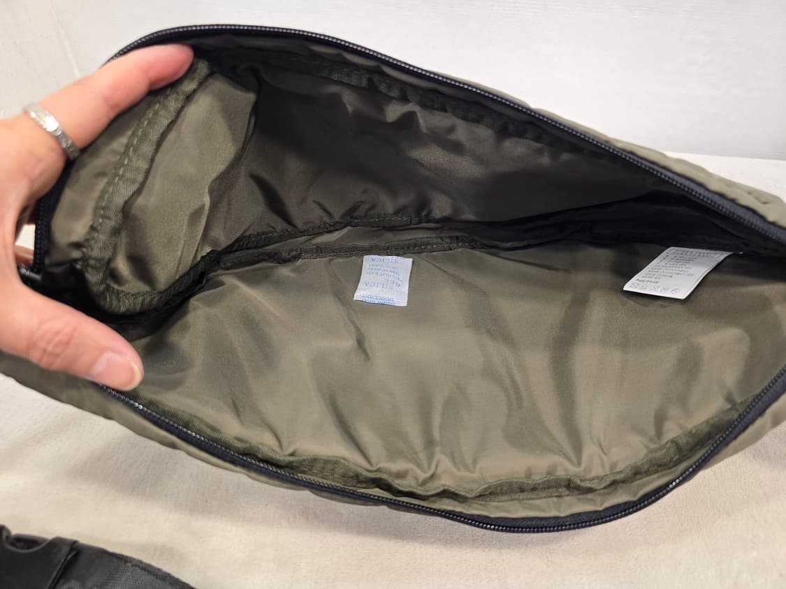 거의새거) 내셔널지오그래픽 빅로고 바디백 슬링백 크로스백 상품이미지7