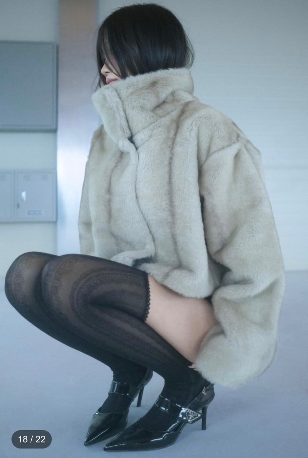 [새상품] 스윔시티 퍼자켓 Regina fur dusty Ash 상품이미지3