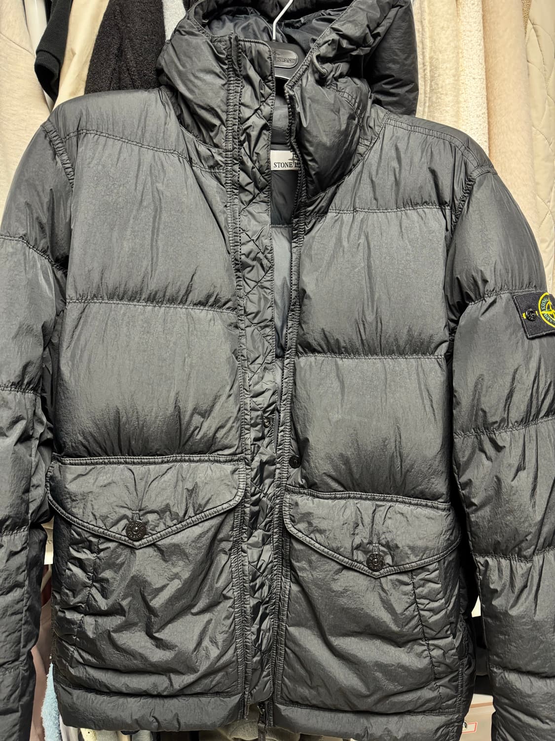 스톤아일랜드 크링클랩스24fw 후드 L 상품이미지1