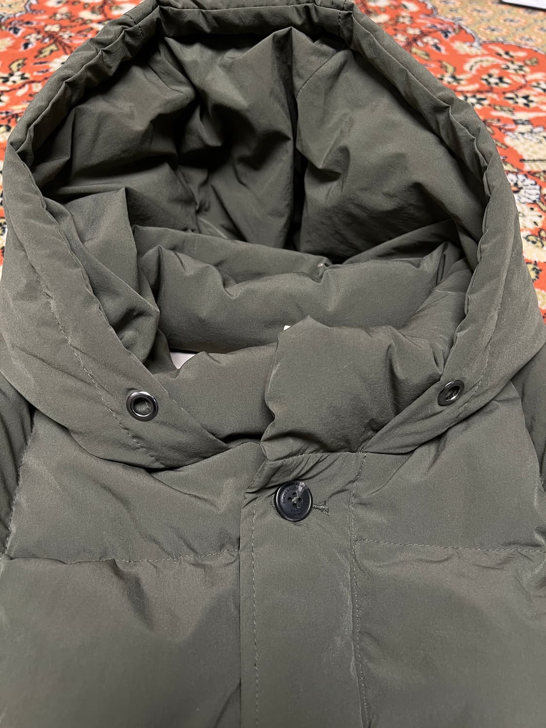 [L] 에디바우어 카라코람 구스 패딩 카키그레이 상품이미지4