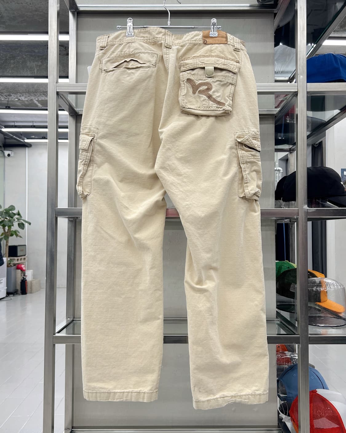 로카웨어 00s 멀티 포켓 카고 팬츠 베이지 상품이미지1