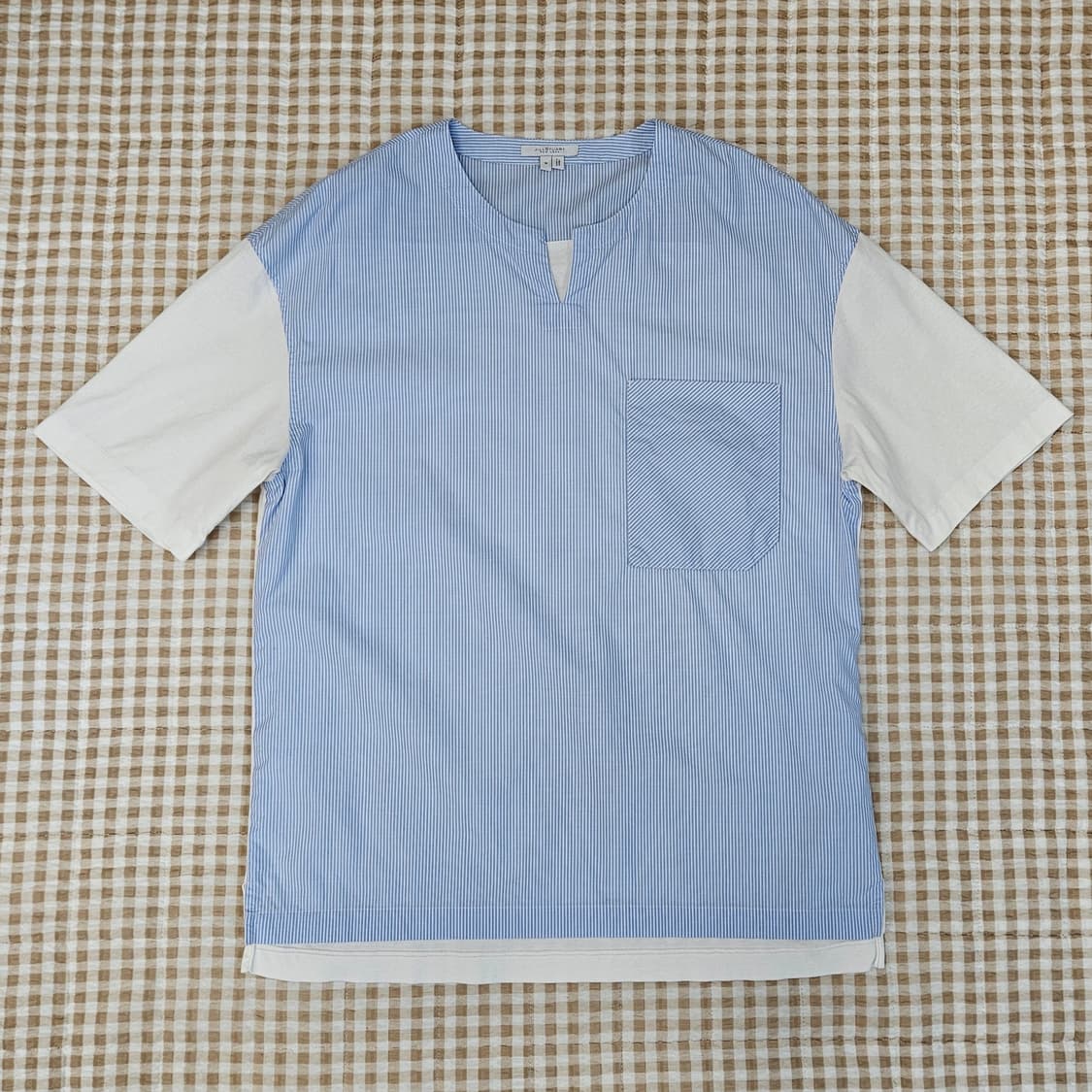 질스튜어트뉴욕 헨리넥 반소매 면티 남자100 상품이미지1