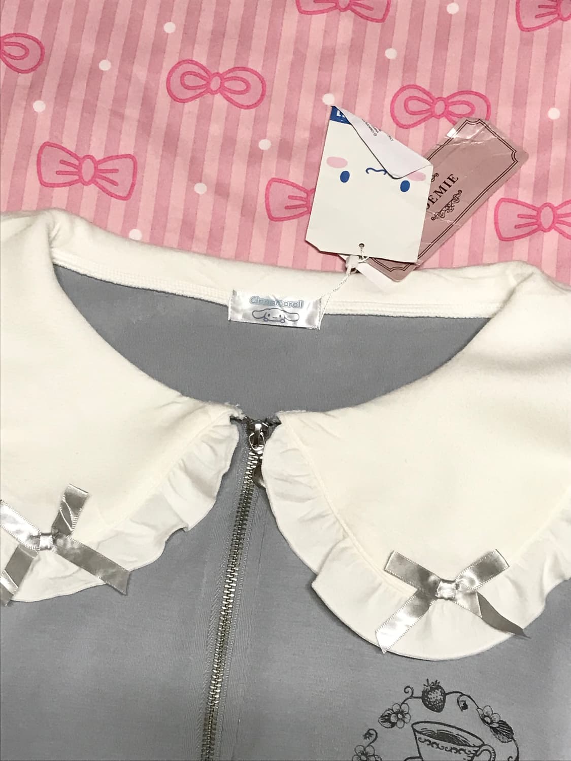 노에미 시나모롤 콜라보 페일블루 집업  상품이미지4