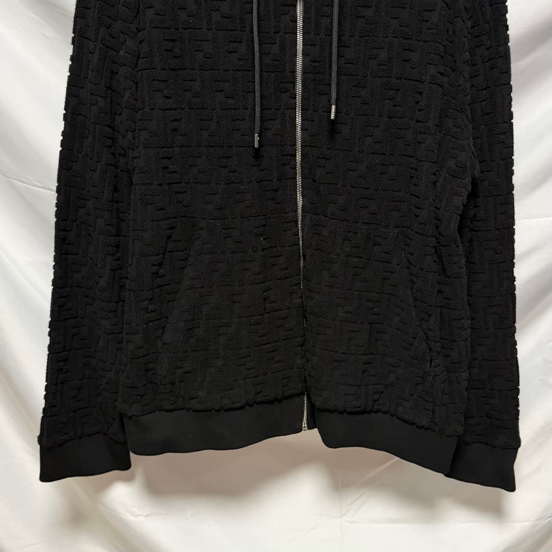 [S+급/XL] 펜디 FF 로고 모노그램 후드집업 블랙 상품이미지3