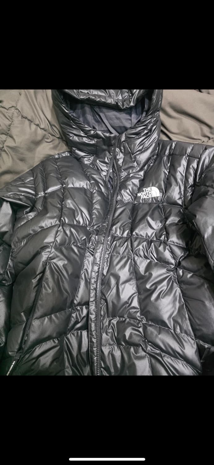 노스페이스 웨이브 온볼 패딩 유광 블랙 상품이미지2