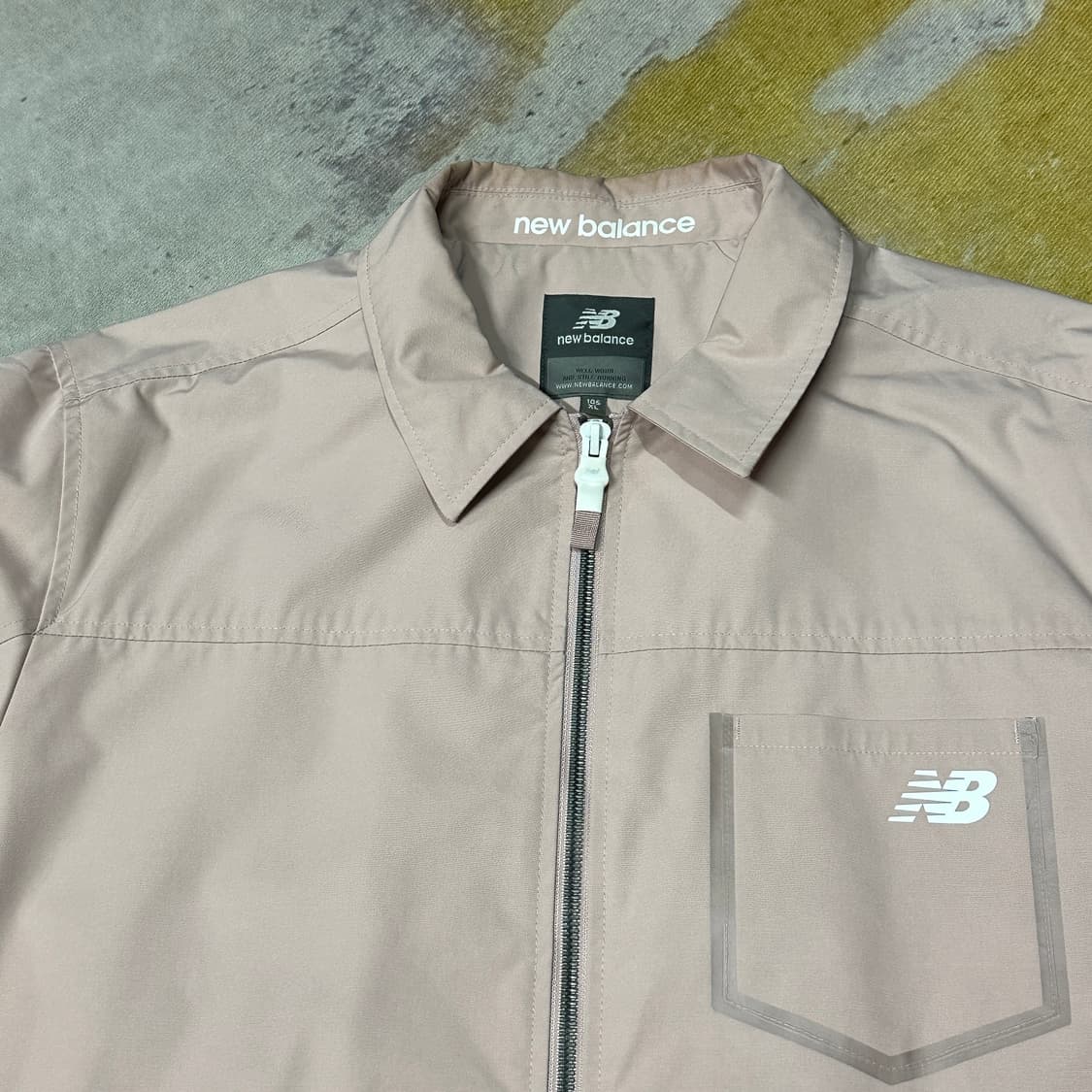 뉴발란스 우븐 인디핑크 자켓 XL 상품이미지2