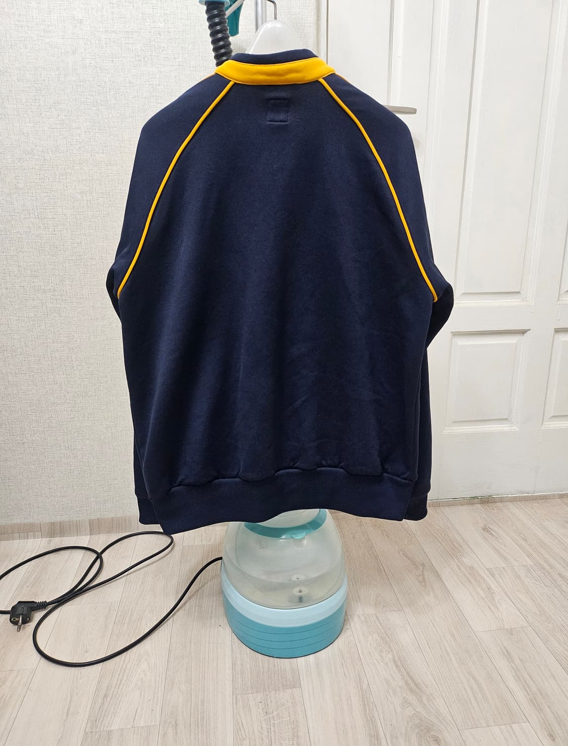 (100)L☆초대장급☆아디다스 오리지널 씨펠드 [네이비옐로우] 트랙탑져지 상품이미지6