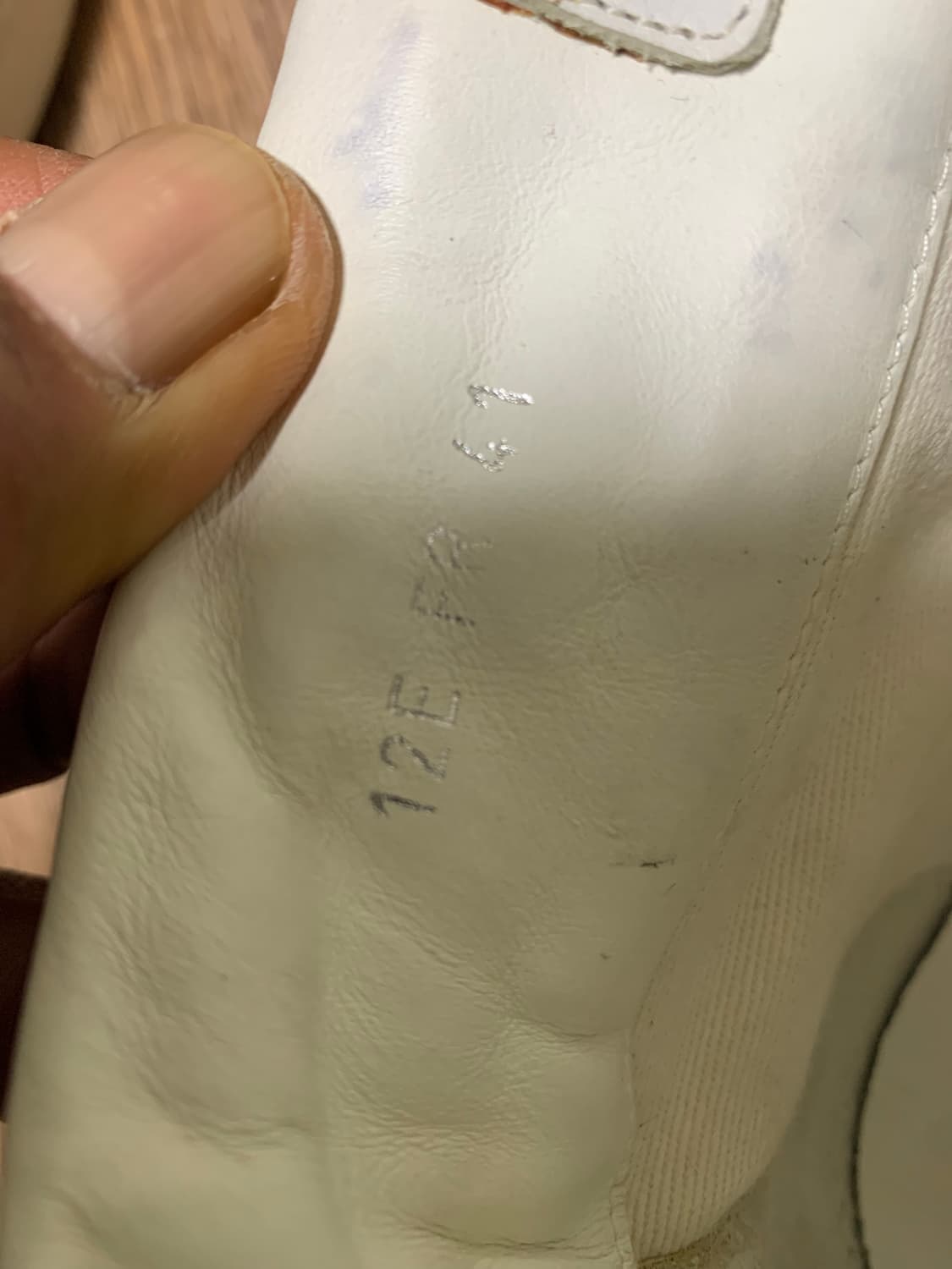 Dior homme 크리스찬 디올 옴므 패딩 칼라 하이탑 스니커즈o 상품이미지7