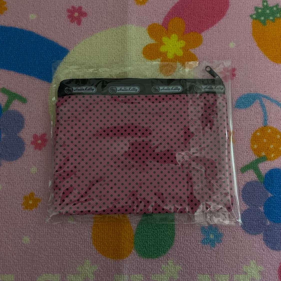 [새상품] 06년도 산리오 고전 키티 땡땡이 블랙핑크 3단 파우치 상품이미지5