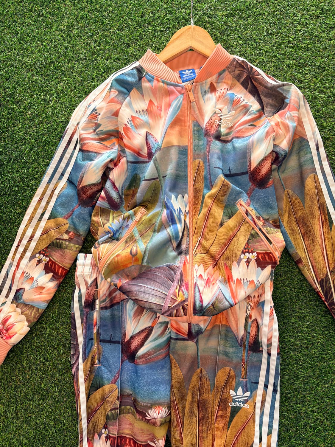 아디다스 트레이닝세트 상품이미지1