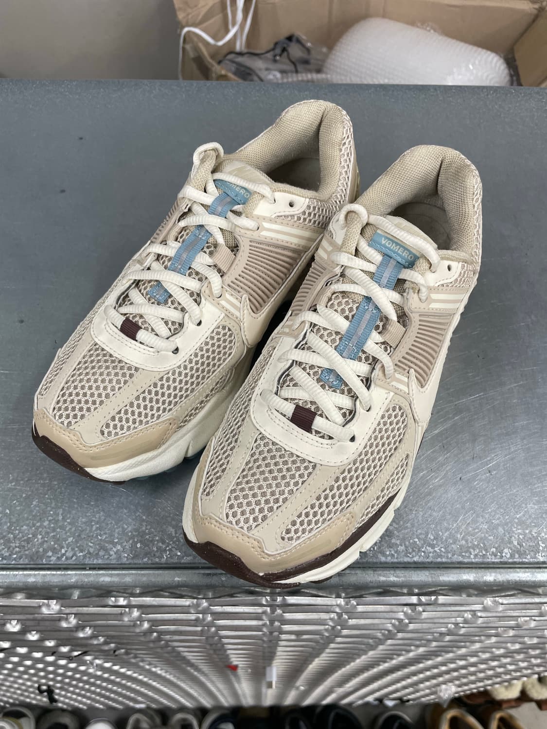 나이키 줌 보메로 5 오트밀 베이지 240 상품이미지2