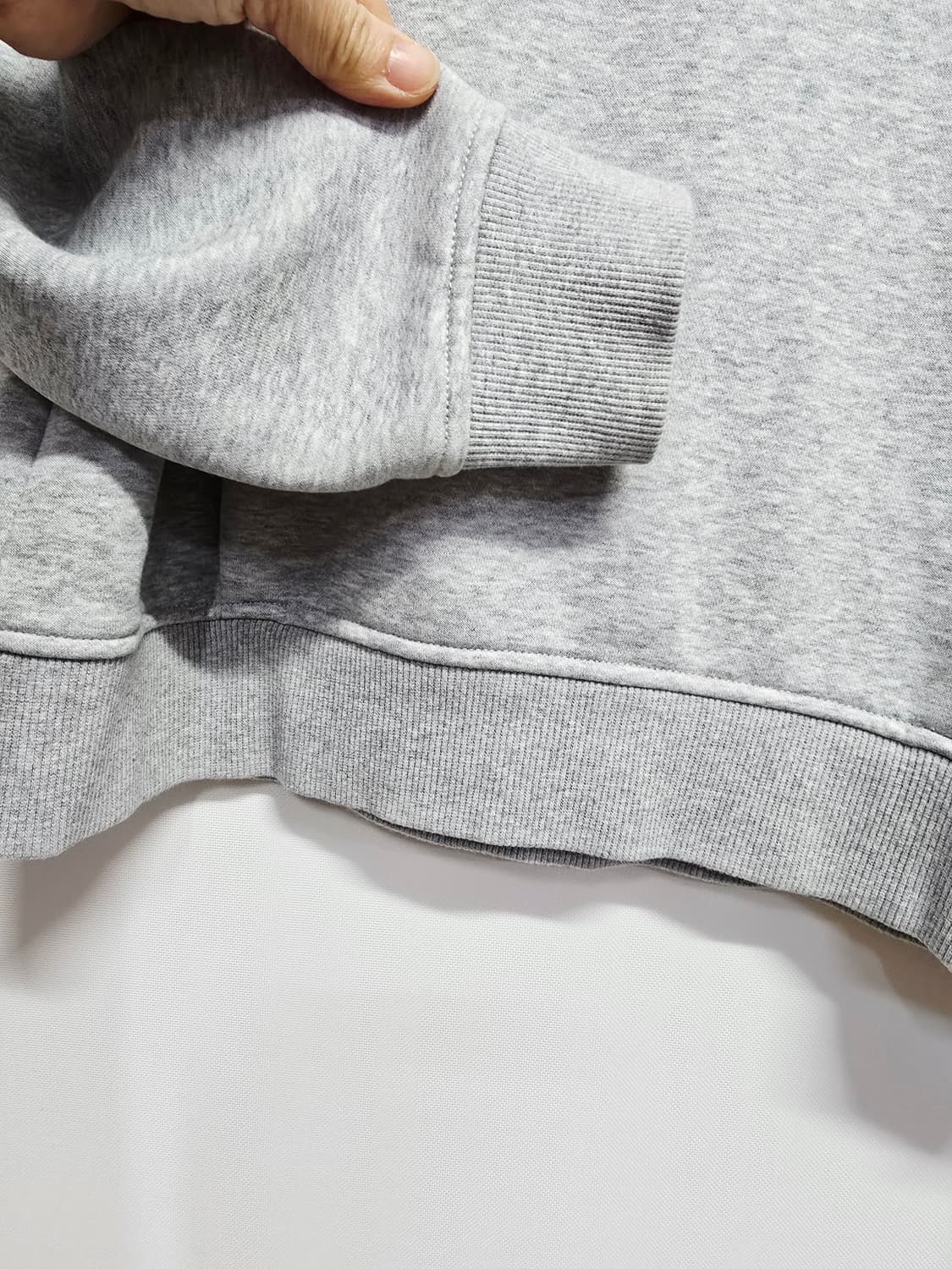 내셔널지오그래픽 맨투맨 티셔츠 회색 상품이미지5