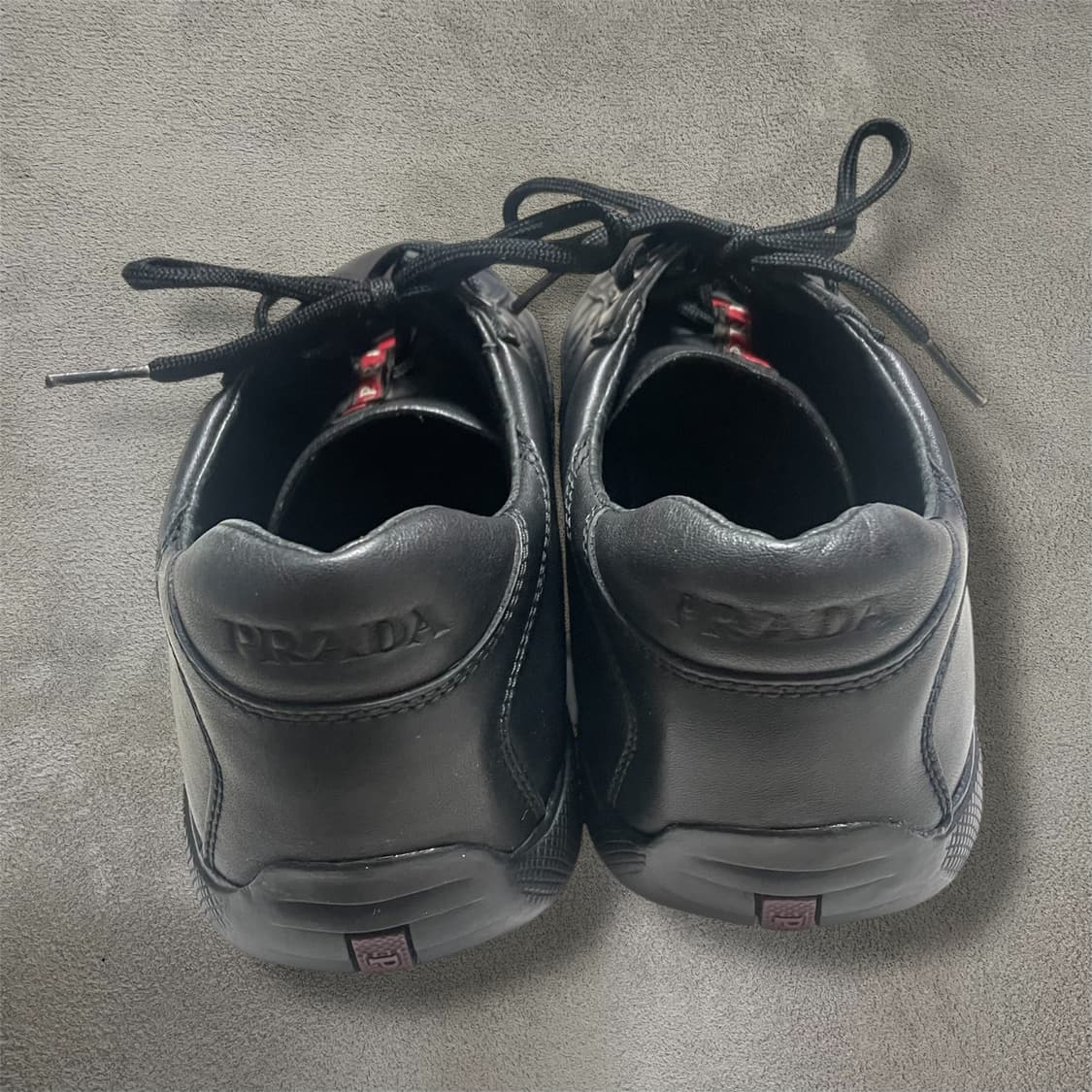 280~285) 프라다 로고 레더 가죽 스니커즈 신발 블랙 상품이미지4