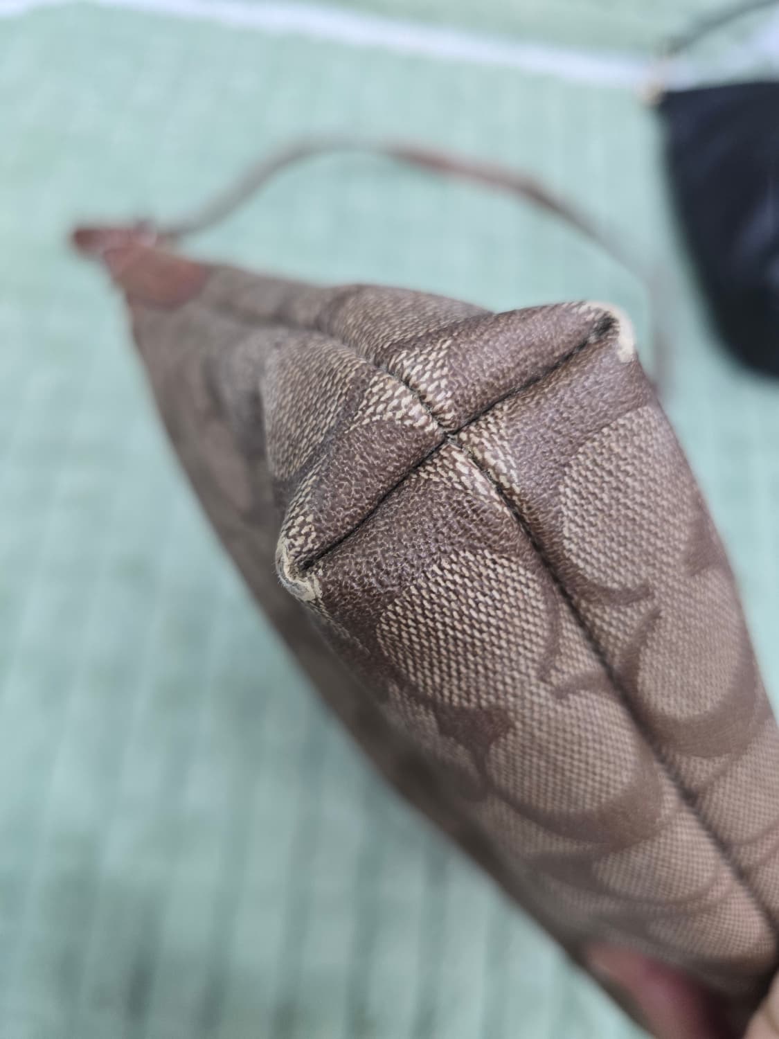 Coach 크로스백 상품이미지4