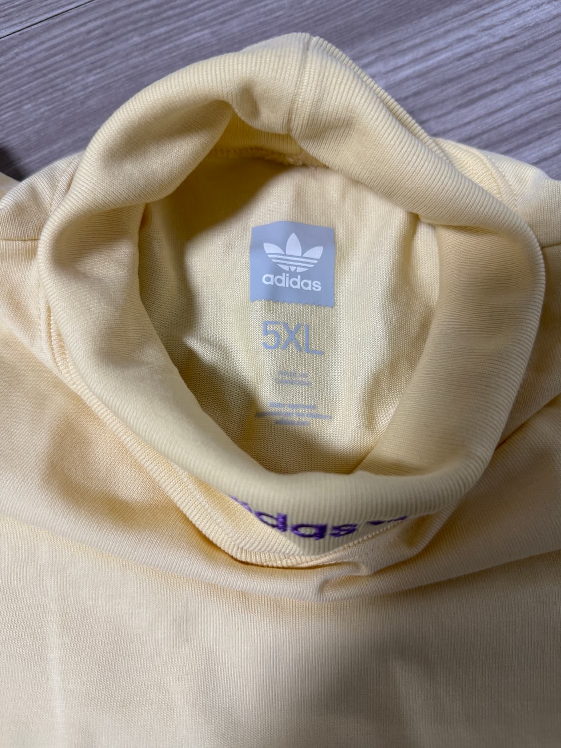 아디다스 하이 칼라 티 옐로우 상품이미지5