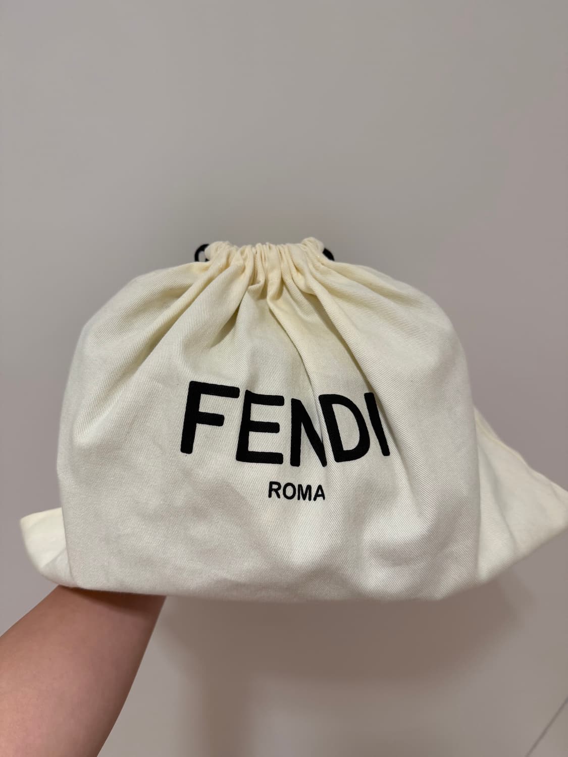 [정가215] 펜디 칸아이 스몰백 - 민트 스터드 에디션 가방 상품이미지10