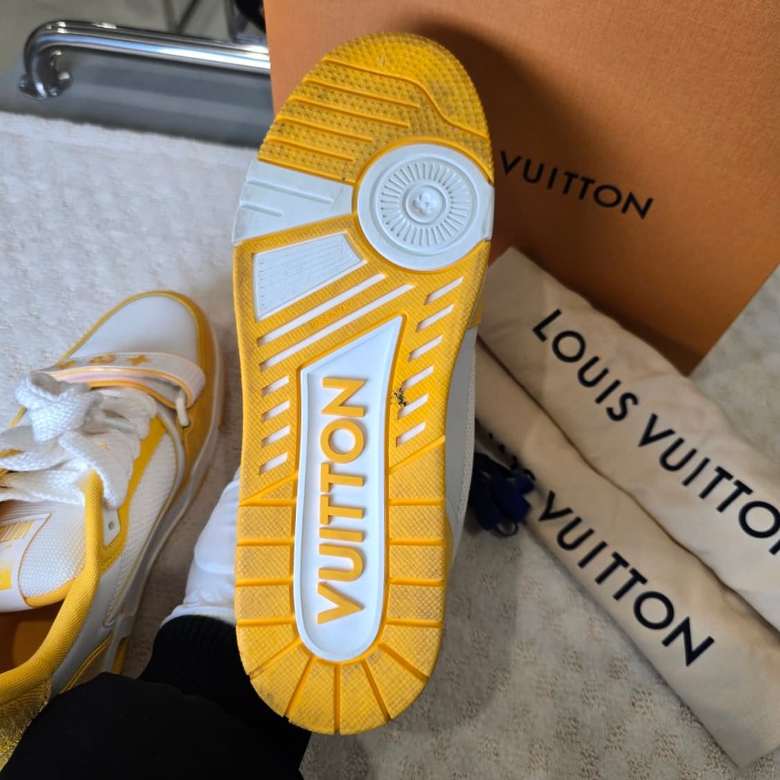 [중고/정품] 루이비통 벨크로 스트렙 LV 트레이너 스니커즈 상품이미지7