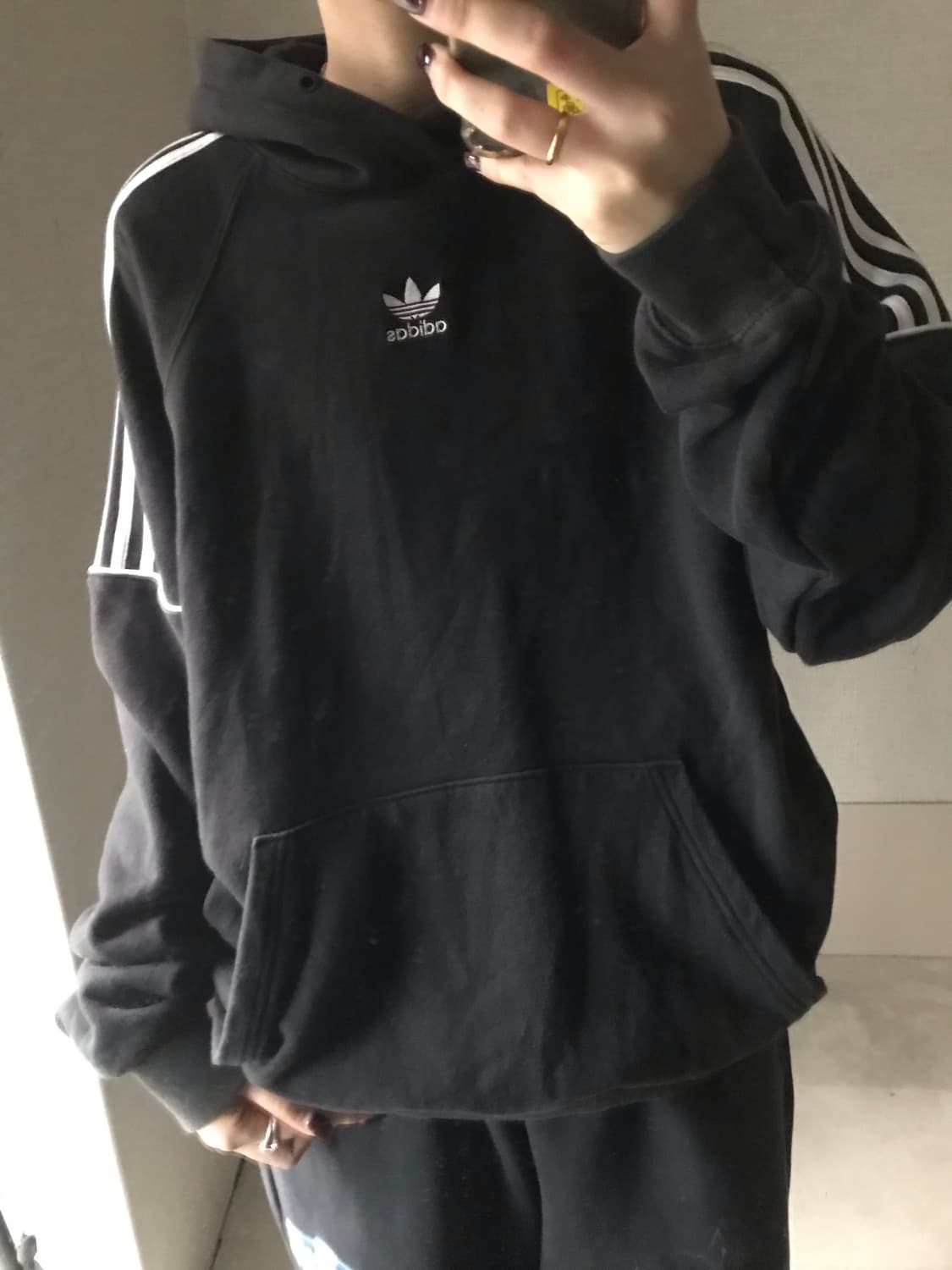 아디다스 블랙 오버핏 후드티 상품이미지5