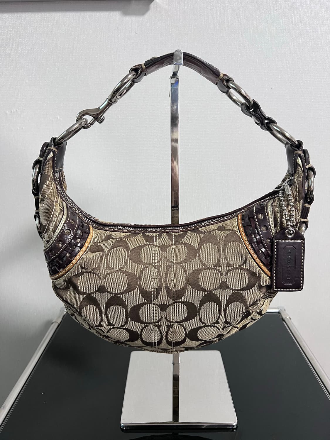 코치 Y2K 시그니처 숄더백 상품이미지3