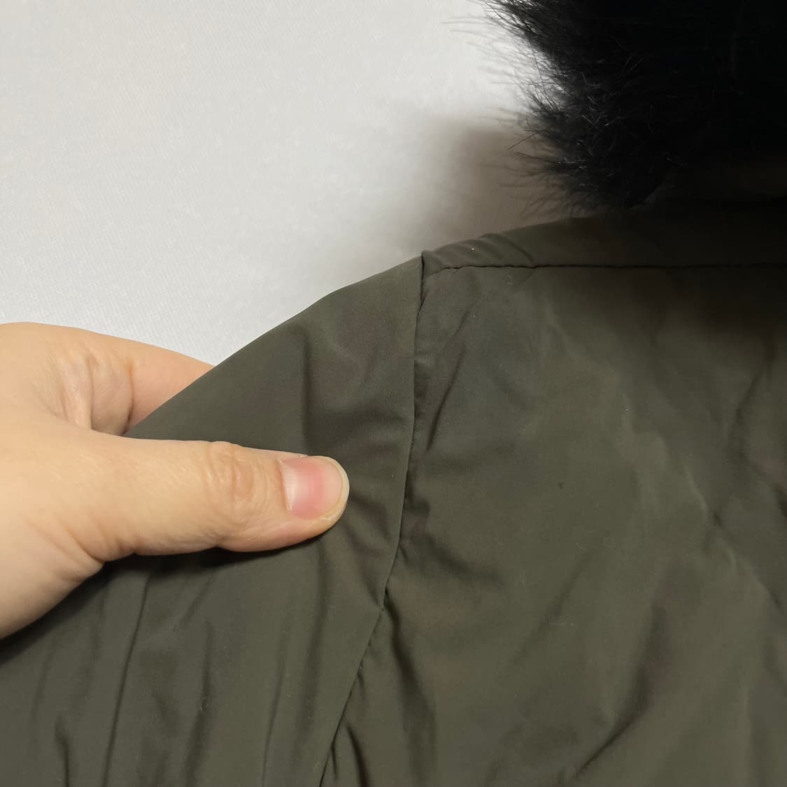 콜롬비아 옴니히트 구스다운 패딩 카키m 상품이미지7