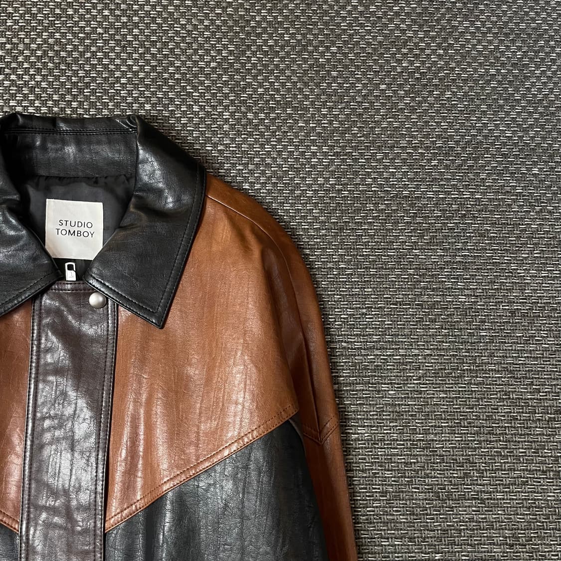 스튜디오톰보이 브라운 투톤 가죽 자켓 F 상품이미지3