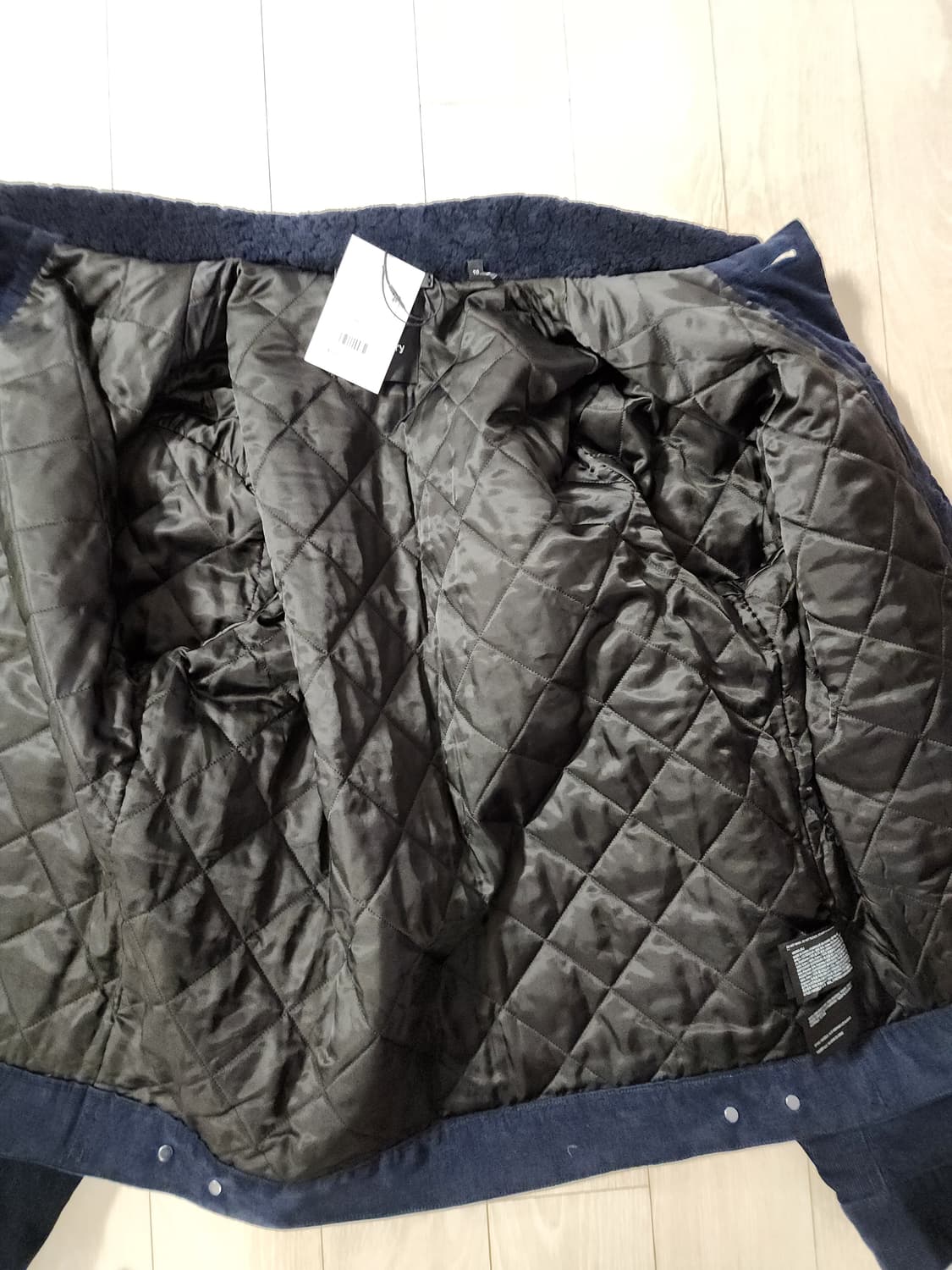 [새상품] THEORY 띠어리 NEIL 코듀로이 트러커 재킷 네이비 상품이미지5