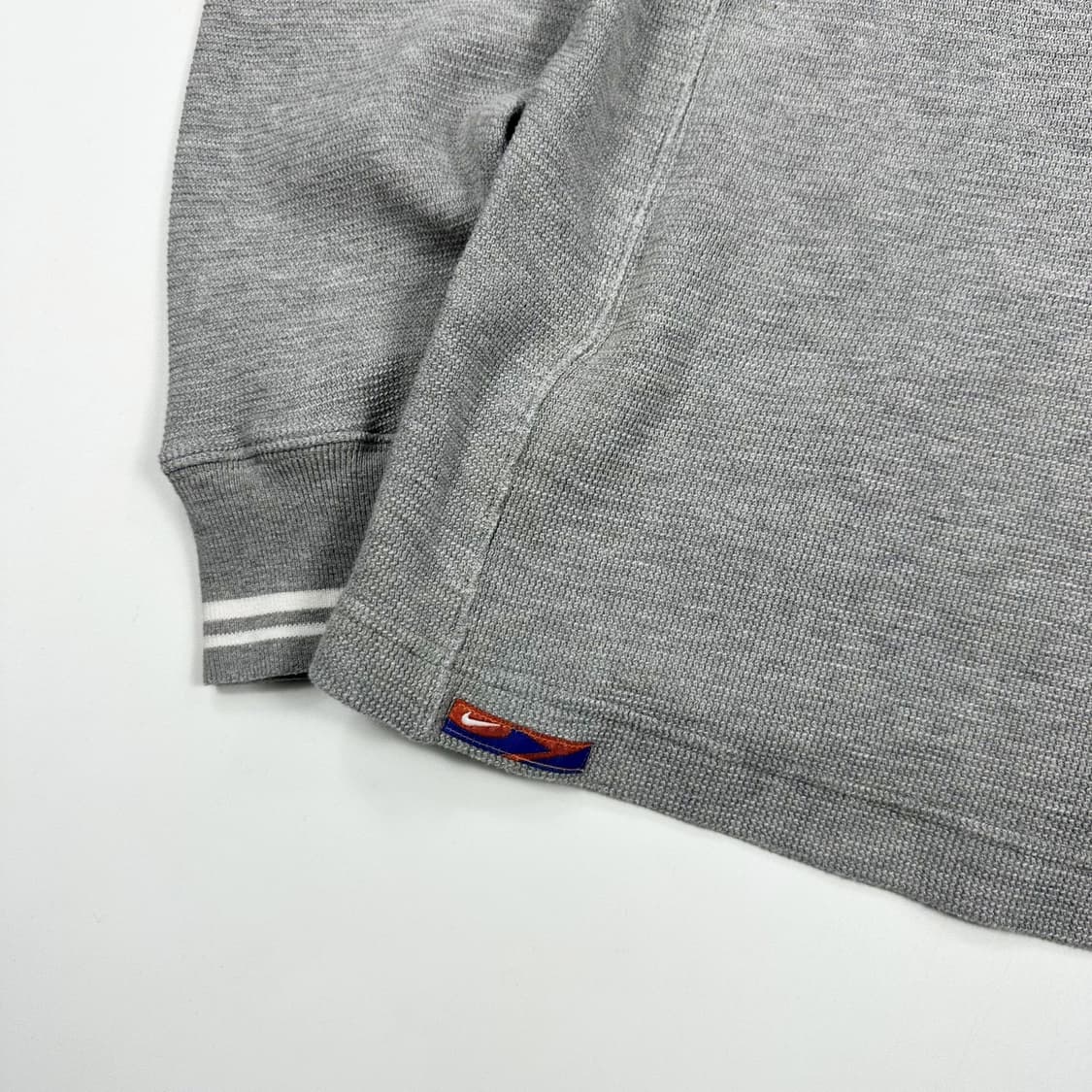 나이키 레트로 스우시 그레이 포켓 맨투맨 (L) 상품이미지4
