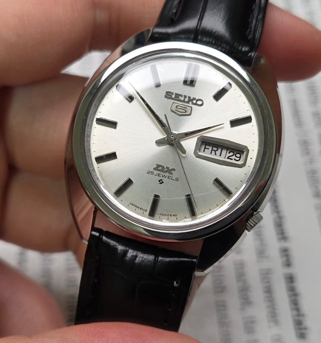 빈티지 세이코 DX 실버다이얼 칼침핸즈 데이데이트 6106 오토매틱  상품이미지4