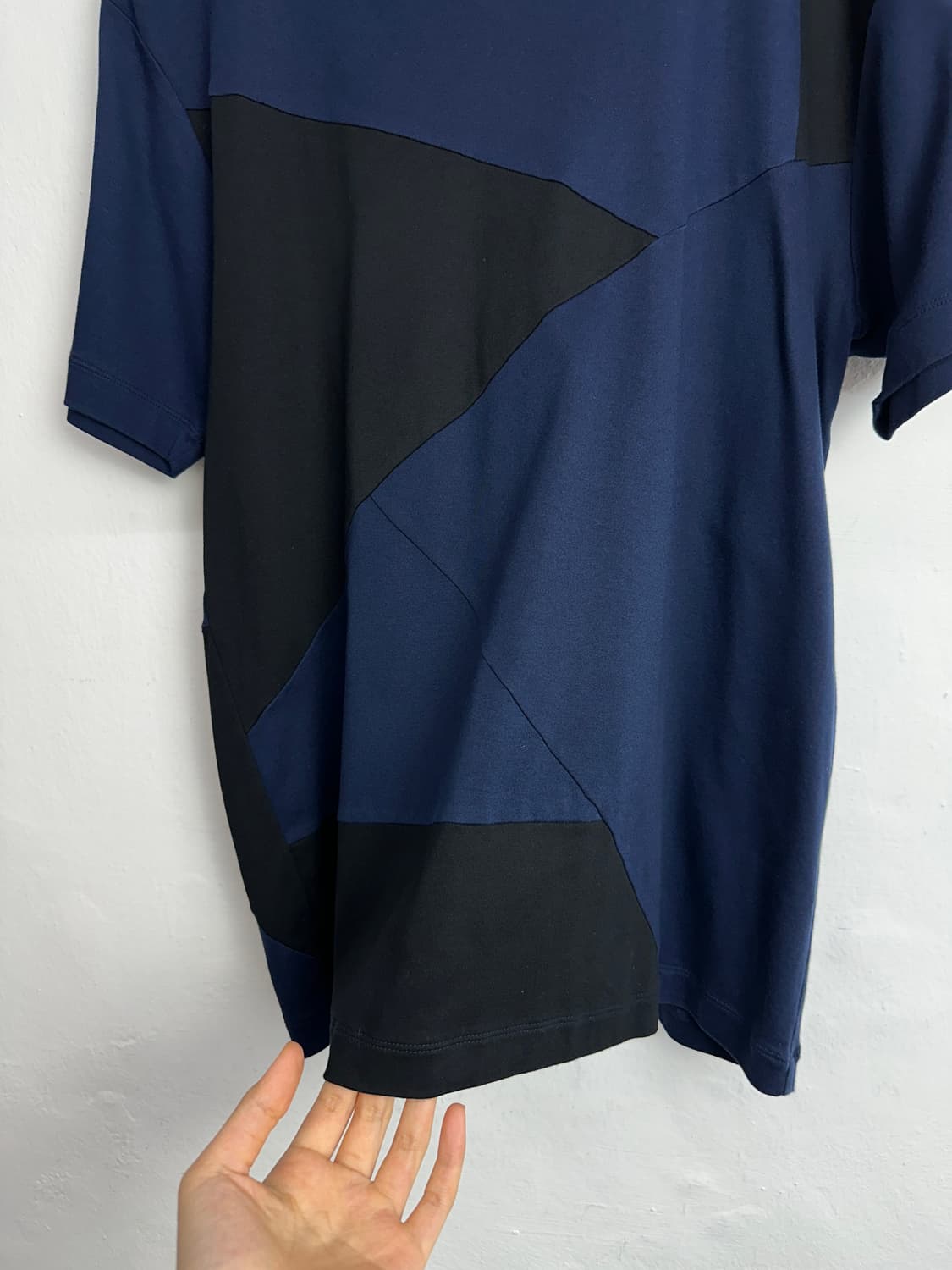 Lanvin Paneled V-neck Short Sleeve T-shi 상품이미지5