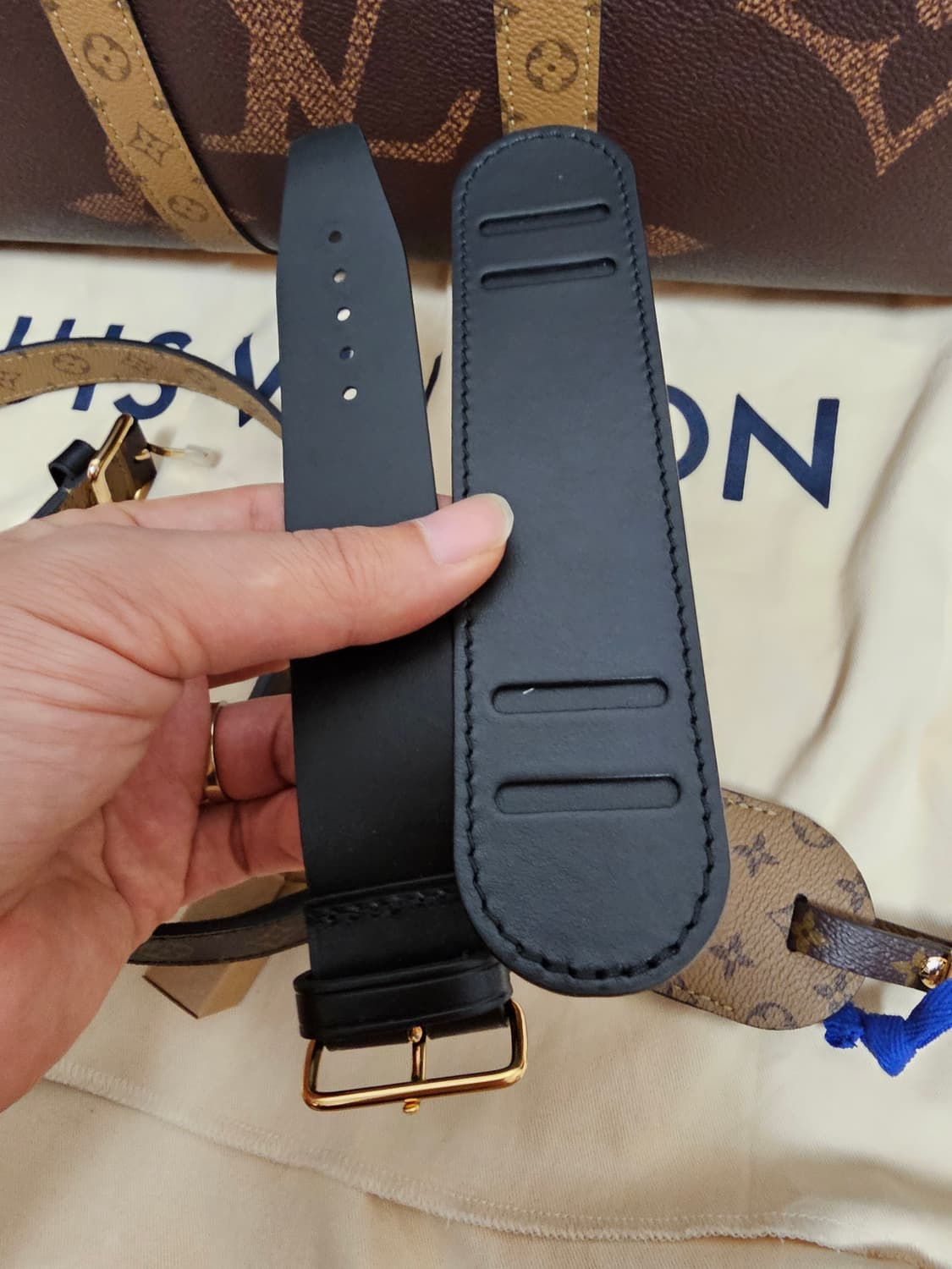 루이비통 리버스 자이언트 모노그램 키폴45 25Fw (새상품) 상품이미지9