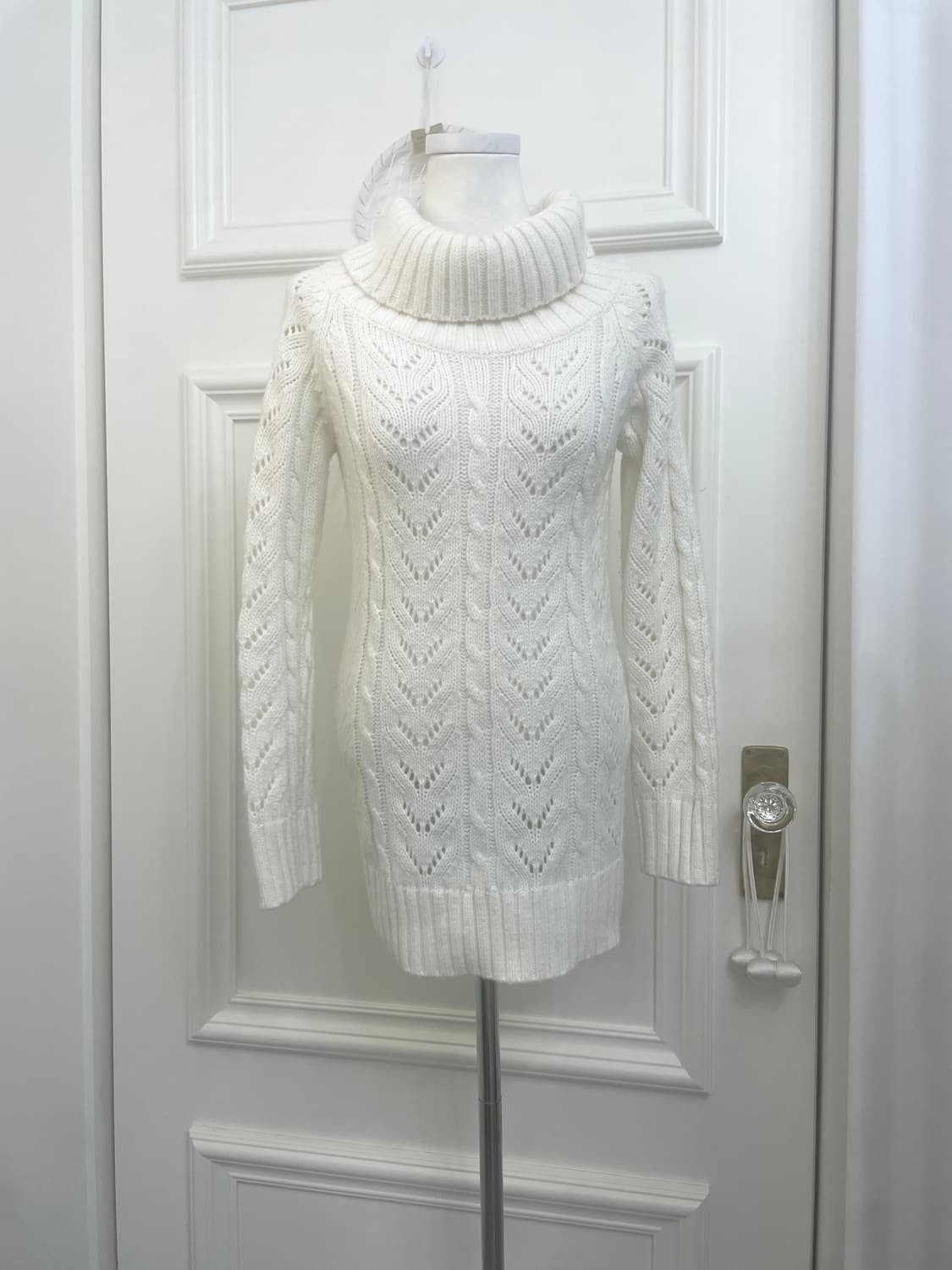 LIZ LISA ivory crochet long sweater 상품이미지1