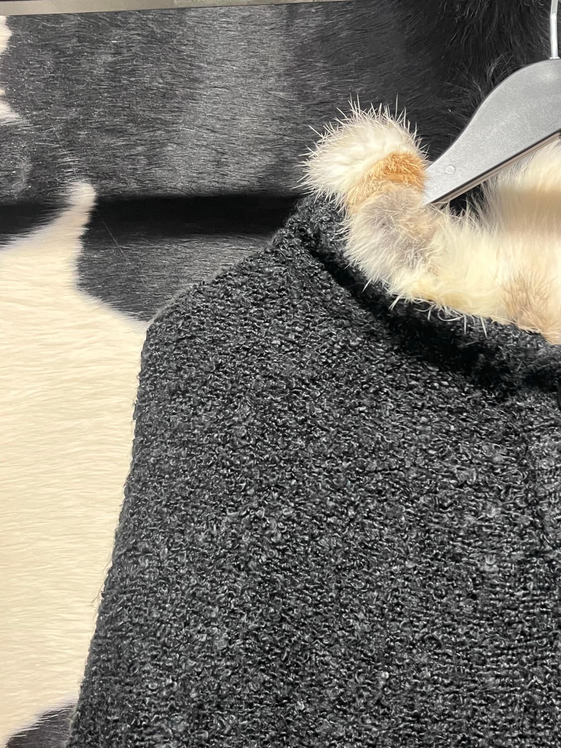 블랙 테슬 퍼 케이프 상품이미지5