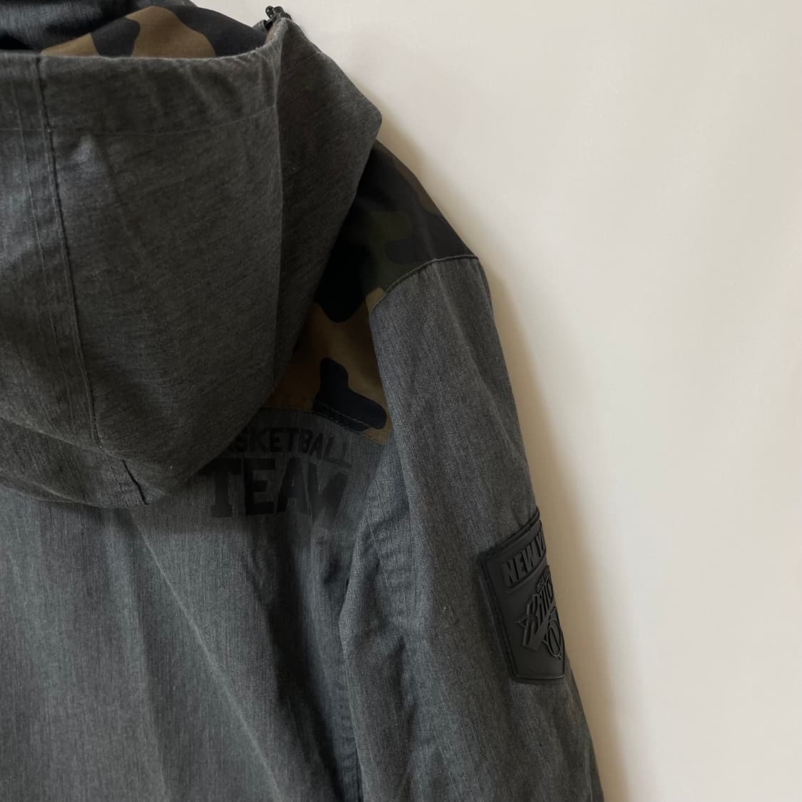 [ M ] NBA 뉴욕 닉스 카모 바람막이 상품이미지7