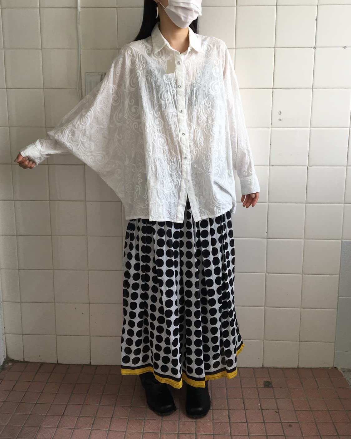Ornament pattern embroidery shirt 상품이미지9