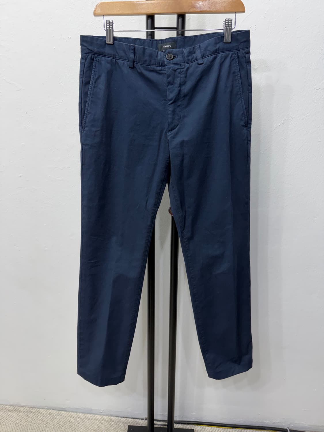 정품) Theory 띠어리 남성 네이비 면바지 31 상품이미지1