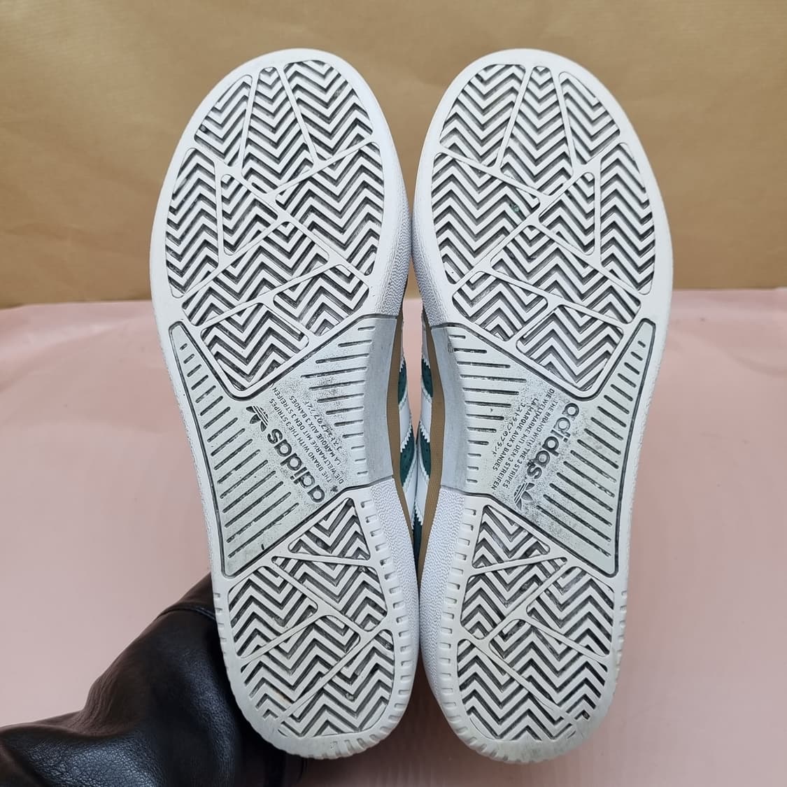 아디다스 타이숀 그린 남성운동화 260 상품이미지3