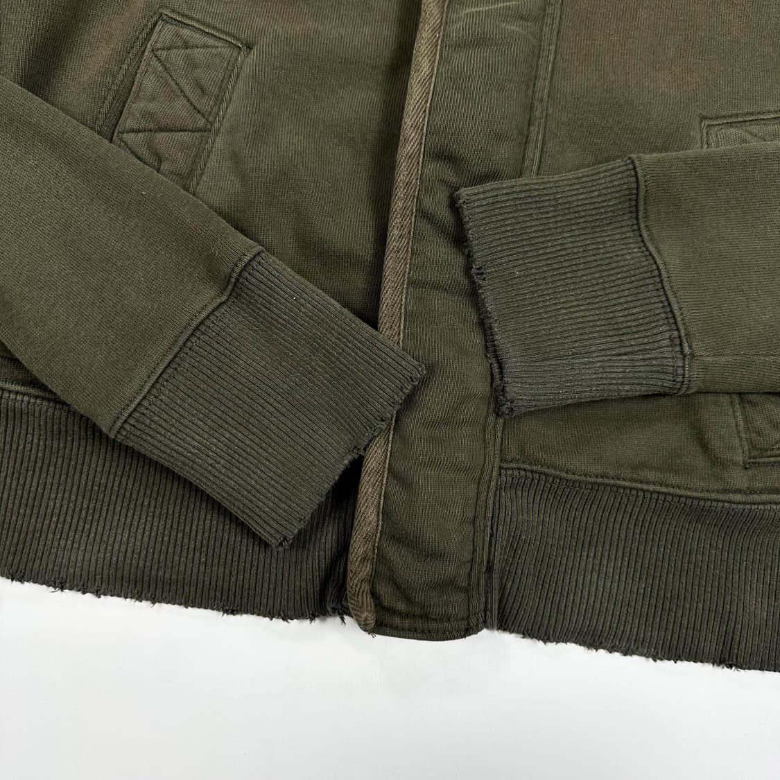 아베크롬비 뉴욕 피치 카키 후드집업 (M 여성추천) 상품이미지5